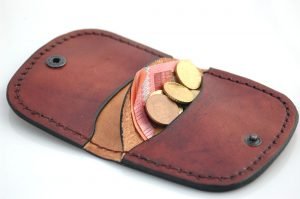Porte monnaie plat en cuir naturel
