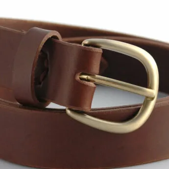 Ceintures marron foncé en cuir