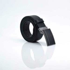 Ceinture noire en cuir avec boucle à plaque noire "Briac"